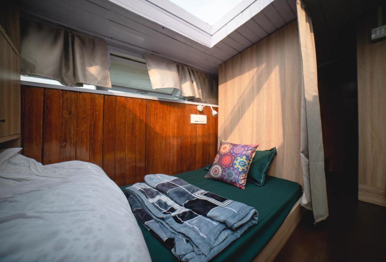 Tag Along 2 0 Hostel กังต็อก ภายนอก รูปภาพ