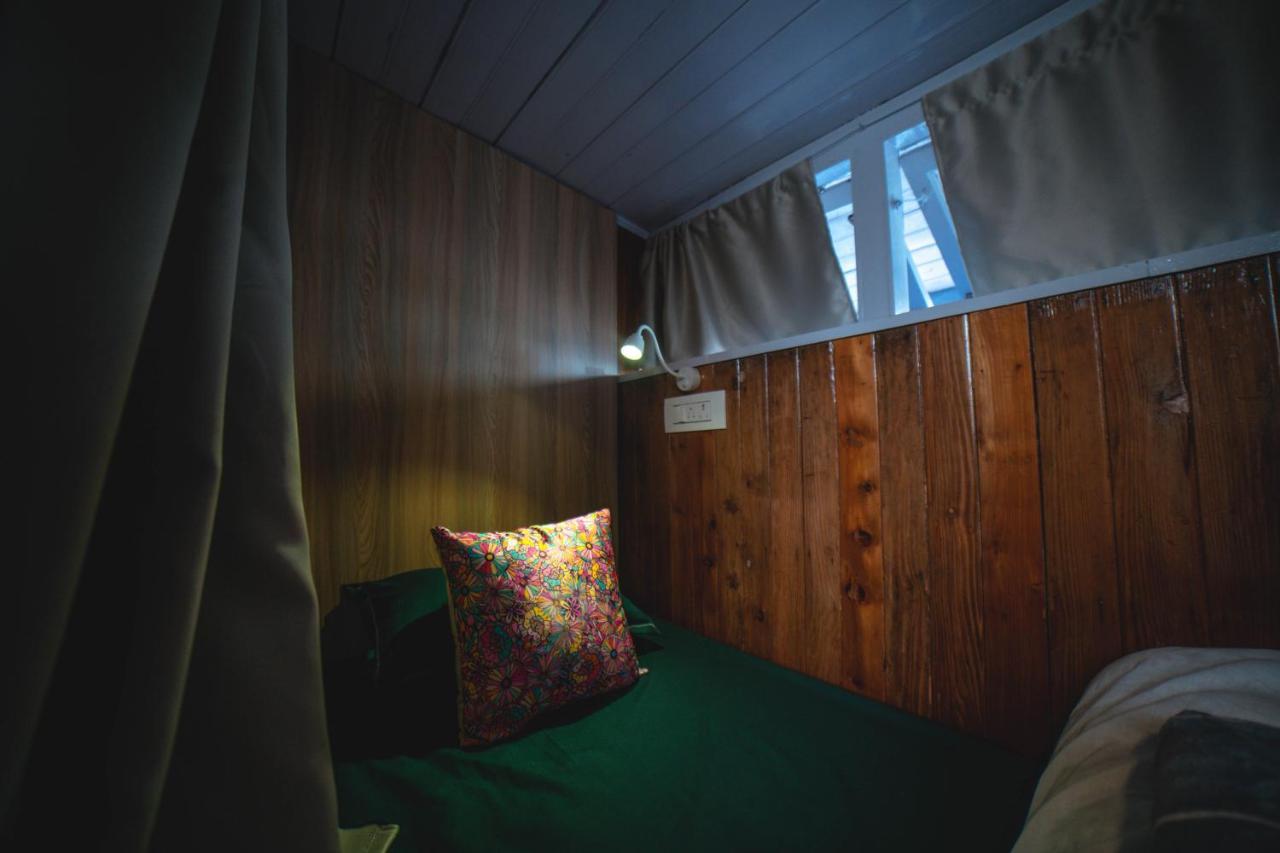 Tag Along 2 0 Hostel กังต็อก ภายนอก รูปภาพ