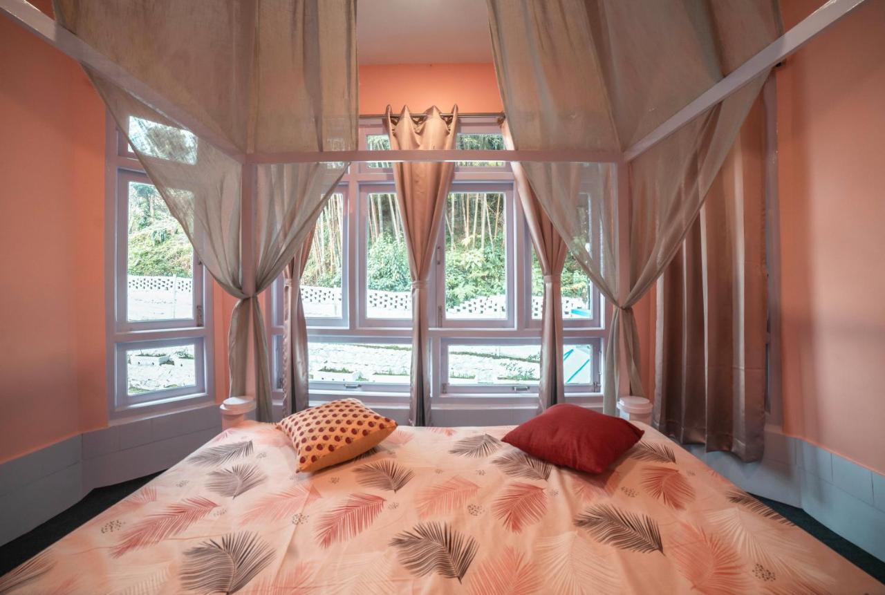 Tag Along 2 0 Hostel กังต็อก ภายนอก รูปภาพ