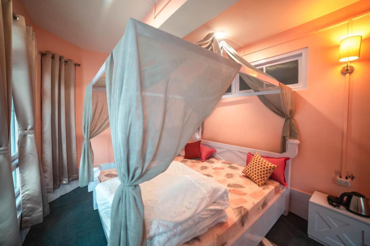 Tag Along 2 0 Hostel กังต็อก ภายนอก รูปภาพ