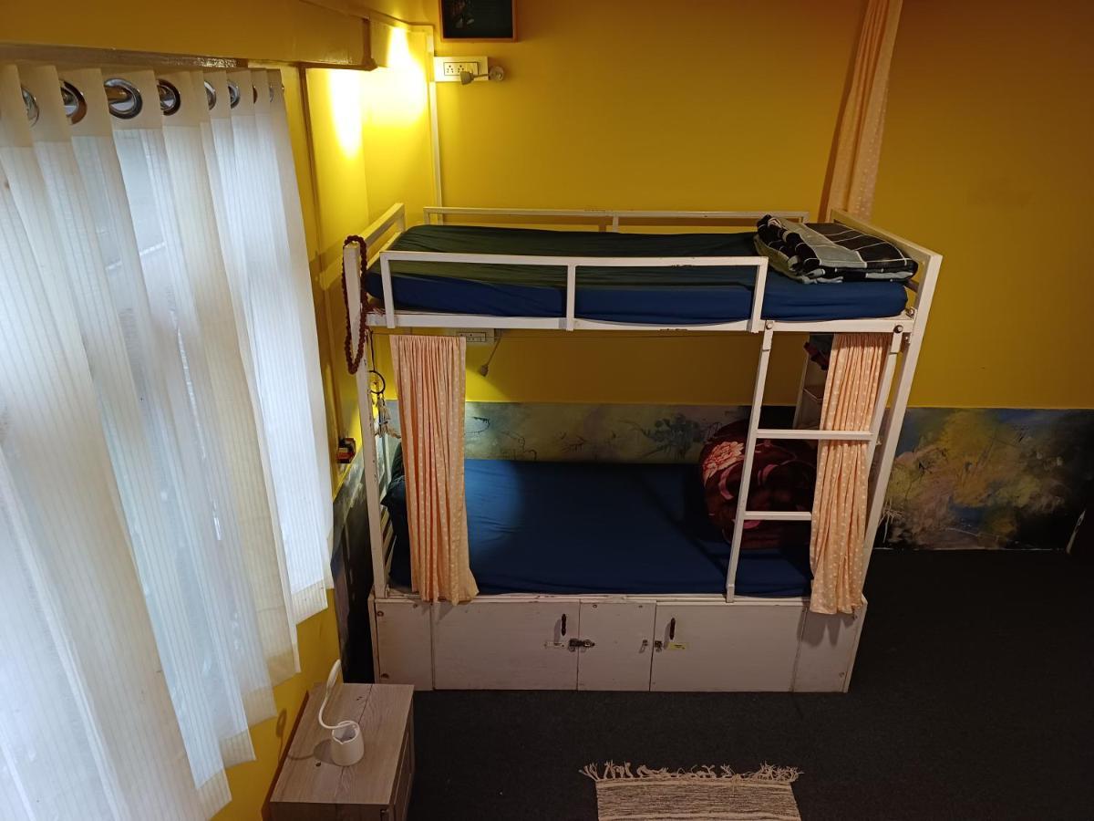 Tag Along 2 0 Hostel กังต็อก ภายนอก รูปภาพ
